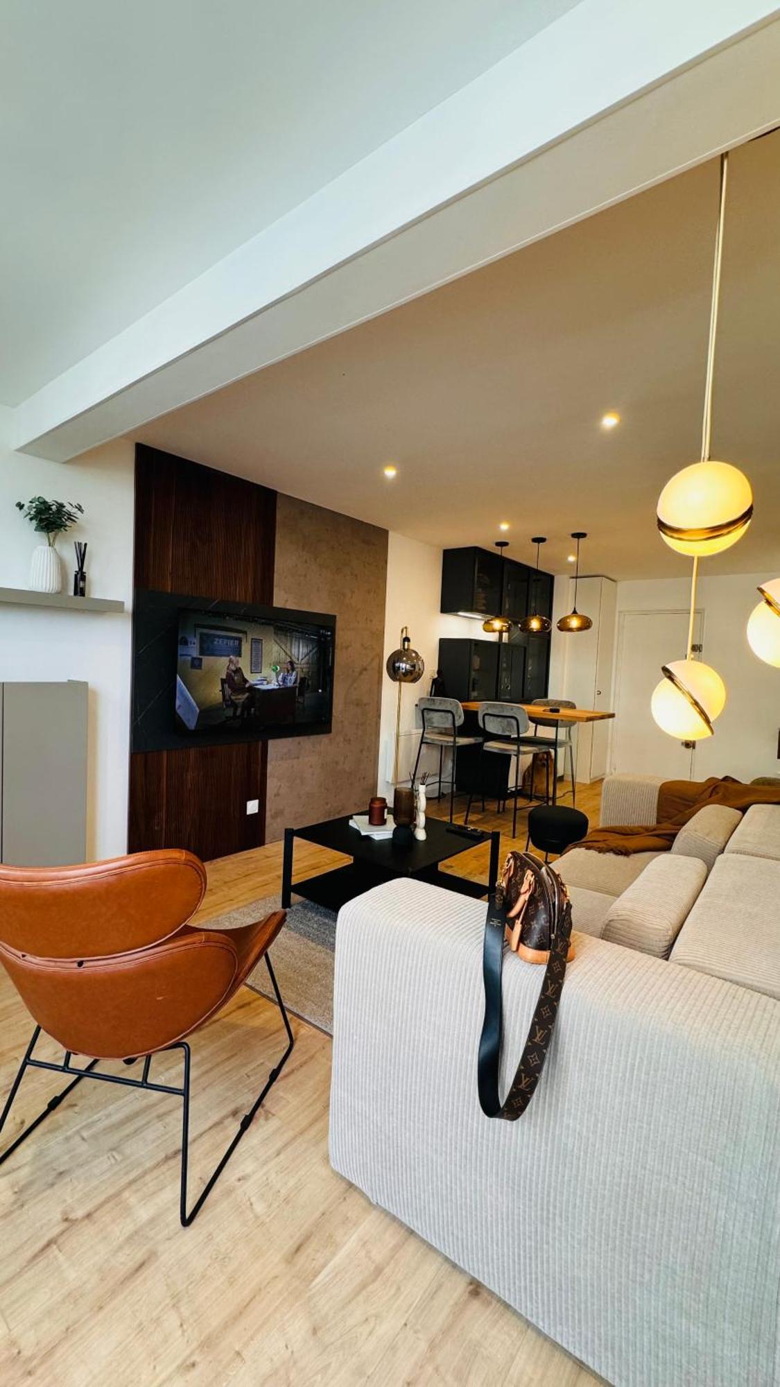 Appartement 50M De La Plage Et Toutes Commodites, Plein Centre Ville Et Silencieux ลา กร็องเดอ-ม็อต ภายนอก รูปภาพ